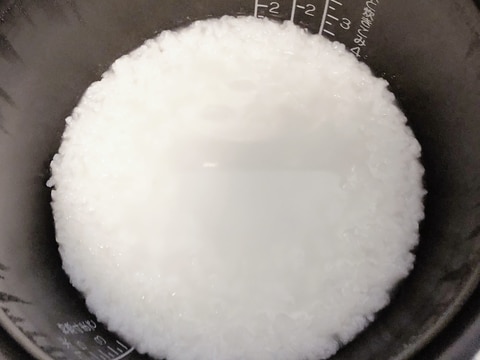 炊飯器でつくる7部粥 離乳食【中期 7.8ヶ月】